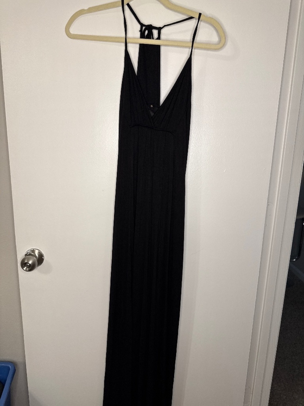 La colors vintage black maxi-racer back size small.